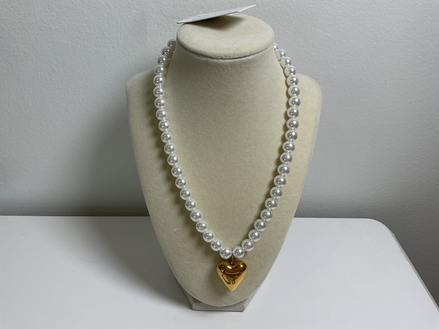 ChanSutt Pearl Necklace