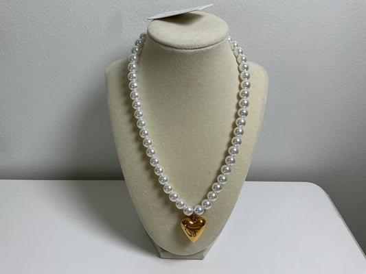 ChanSutt Pearl Necklace